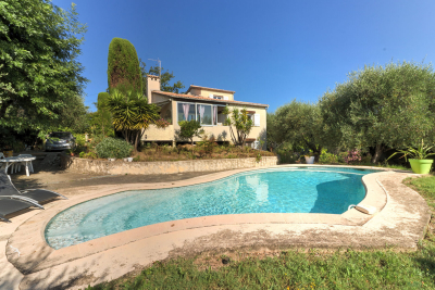 Maison à vendre à Le Rouret  - 5 pièces 147 m² 