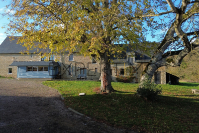 Maison &agrave; vendre &agrave; MONTS EN BESSIN  - 9 pi&egrave;ces - 230 m&sup2; 