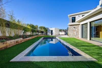 Maison &agrave; vendre &agrave; AIX-EN-PROVENCE  - 4 pi&egrave;ces - 156 m&sup2; 