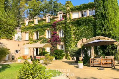 Maison à vendre à DRAGUIGNAN  - 6 pièces - 295 m² 