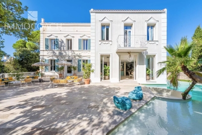 Maison &agrave; vendre &agrave; TOULON  - 15 pi&egrave;ces - 780 m&sup2; 