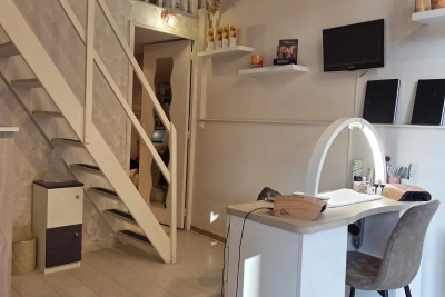 Commerce &agrave; vendre &agrave; ST-LAURENT-DU-VAR Les Paluds - 2 pi&egrave;ces - 25 m&sup2; 