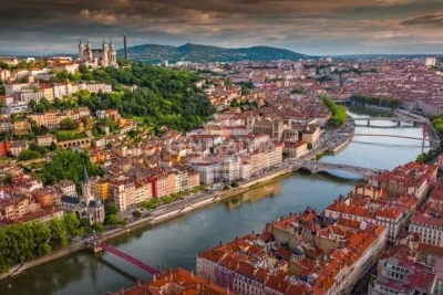 Appartement à vendre à TASSIN-LA-DEMI-LUNE  - 4 pièces - 112 m² 