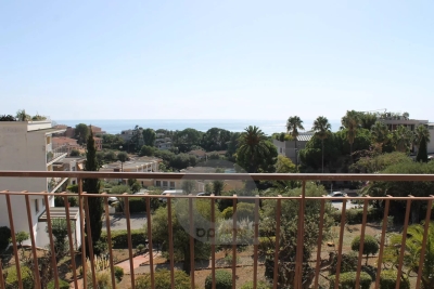 Apartment for sale in ROQUEBRUNE-CAP-MARTIN  - 2 rooms - 33 m² 