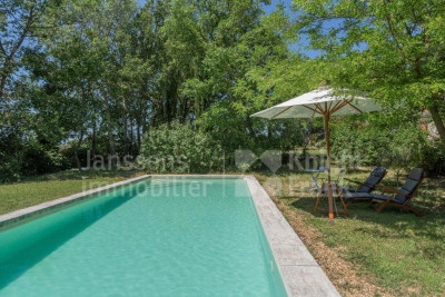 Maison &agrave; vendre &agrave; ROUSSILLON  - 5 pi&egrave;ces - 210 m&sup2; 