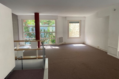 Commerce à vendre à AVIGNON  - 2 pièces - 100 m² 