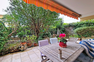 Apartment for sale in ANTIBES  - 3 rooms - 68 m² 
