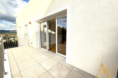 Appartement &agrave; vendre &agrave; COGOLIN  - 3 pi&egrave;ces - 62 m&sup2; 