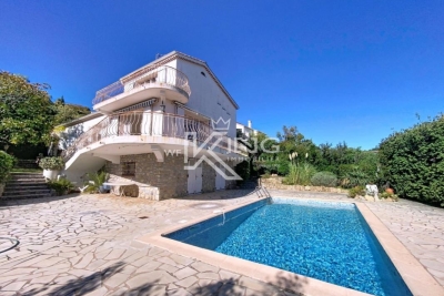 Maison &agrave; vendre &agrave; LES ISSAMBRES  - 4 pi&egrave;ces - 141 m&sup2; 