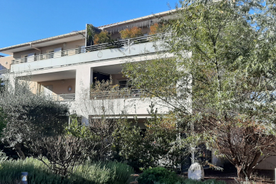 Appartement à vendre à SIX-FOURS-LES-PLAGES  - 3 pièces - 57 m² 