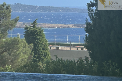 Maison &agrave; vendre &agrave; BANDOL  - 8 pi&egrave;ces - 207 m&sup2; 