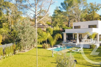 House for sale in VALBONNE  - 5 rooms - 175 m² 