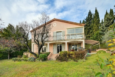 Maison à vendre à AIX-EN-PROVENCE  - 8 pièces - 220 m² 