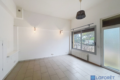 Appartement &agrave; louer &agrave; NICE Aspremont - 2 pi&egrave;ces - 53 m&sup2; 