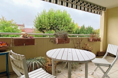 Appartement &agrave; vendre &agrave; BORDEAUX  - 4 pi&egrave;ces - 102 m&sup2; 