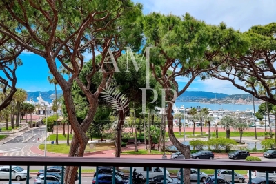 Apartment for sale in CANNES  - 4 rooms - 103 m² 