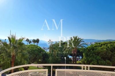 Apartment for sale in CANNES  - 3 rooms - 96 m² 