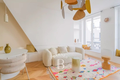 Apartment for sale in PARIS 1ER Saint-Merri 1 - 2 rooms - 54 m² 