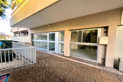 Commercial real estate for sale in ANTIBES   - 80 m&sup2; 