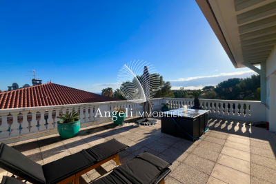 Apartment for sale in ST-AYGULF Tourrettes - 3 rooms - 92 m² 