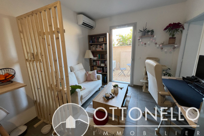 Appartement à louer à ROQUEBRUNE-SUR-ARGENS  - 2 pièces - 36 m² 