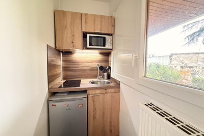Appartement &agrave; louer &agrave; BORDEAUX  - 1 pi&egrave;ces - 18 m&sup2; 