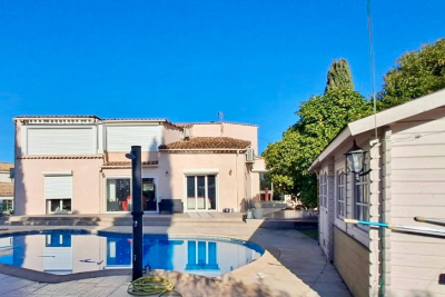 Maison &agrave; vendre terrasse sud la roquette sur siagne 