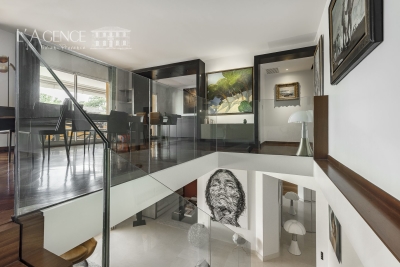 Appartement &agrave; vendre &agrave; AIX-EN-PROVENCE  - 6 pi&egrave;ces - 183 m&sup2; 