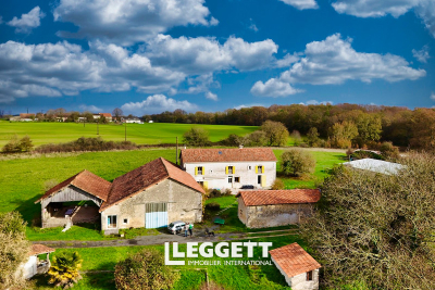 Maison &agrave; vendre &agrave; MAREUIL EN PERIGORD Temniac - 6 pi&egrave;ces - 230 m&sup2; 