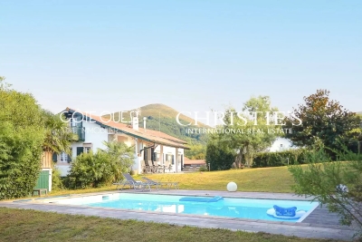 Maison &agrave; vendre &agrave; ASCAIN  - 8 pi&egrave;ces - 280 m&sup2; 