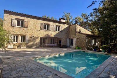 House for sale in Fayence  - 15 rooms 575 m&sup2; 