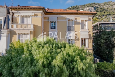 Apartment for sale in BEAULIEU-SUR-MER  - 3 rooms - 68 m&sup2; 