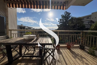 Appartement &agrave; vendre &agrave; ANTIBES  - 3 pi&egrave;ces - 70 m&sup2; 