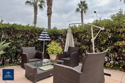 Appartement &agrave; vendre &agrave; SANARY-SUR-MER  - 3 pi&egrave;ces - 60 m&sup2; 