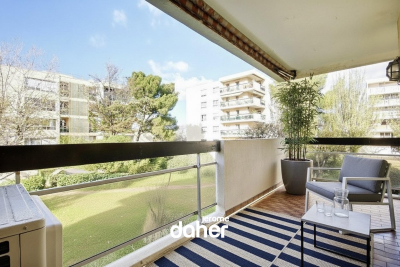 Appartement &agrave; vendre &agrave; MARSEILLE 8EME  - 3 pi&egrave;ces - 73 m&sup2; 