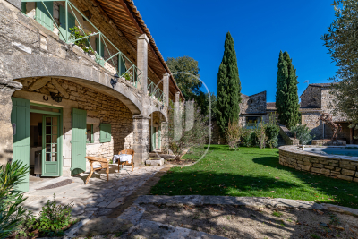 Maison &agrave; vendre maison pierre uzes 