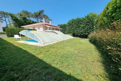 Maison &agrave; vendre &agrave; ANGLET  - 8 pi&egrave;ces - 195 m&sup2; 