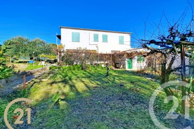 Maison &agrave; vendre &agrave; MANDELIEU-LA-NAPOULE  - 6 pi&egrave;ces - 157 m&sup2; 