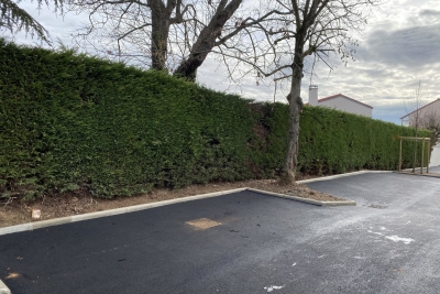 Parking/Garage &agrave; louer &agrave; LA TOUR-DE-SALVAGNY   - 10 m&sup2; 