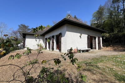 Maison &agrave; vendre &agrave; CHARBONNIÈRES-LES-BAINS  - 6 pi&egrave;ces - 131 m&sup2; 