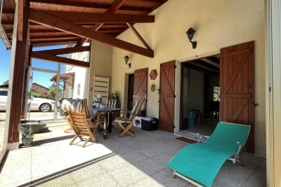 Maison &agrave; vendre &agrave; LA TOUR-DE-SALVAGNY  - 6 pi&egrave;ces - 125 m&sup2; 