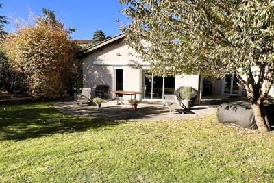 Maison &agrave; vendre &agrave; LA TOUR-DE-SALVAGNY Genton-Ranvier - 10 pi&egrave;ces - 187 m&sup2; 