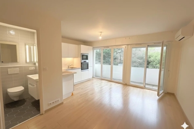 Appartement &agrave; vendre &agrave; LE CANNET  - 1 pi&egrave;ces - 17 m&sup2; 