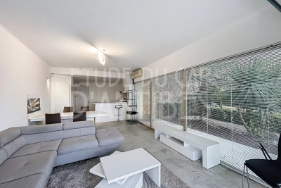 Commerce &agrave; vendre &agrave; ANTIBES  - 2 pi&egrave;ces - 66 m&sup2; 