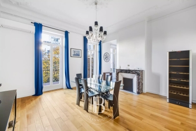 Appartement &agrave; vendre &agrave; MARSEILLE 8EME  - 5 pi&egrave;ces - 187 m&sup2; 