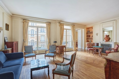 Appartement &agrave; vendre &agrave; PARIS 16EME Porte Dauphine - 5 pi&egrave;ces - 146 m&sup2; 
