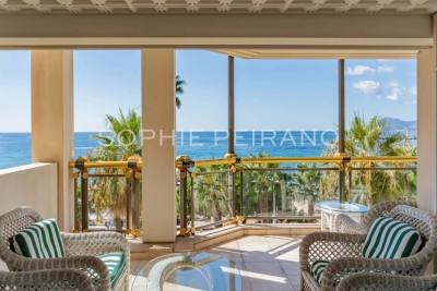 Apartment for sale in CANNES   - 321 m&sup2; 