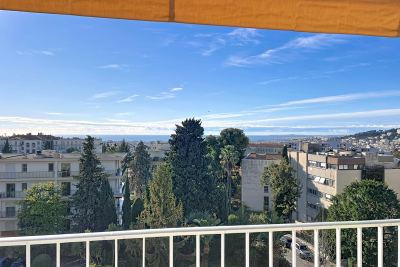 Appartement &agrave; louer &agrave; NICE  - 3 pi&egrave;ces - 94 m&sup2; 