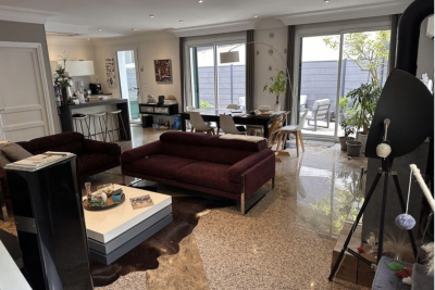 Appartement &agrave; vendre &agrave; MENTON  - 4 pi&egrave;ces - 125 m&sup2; 