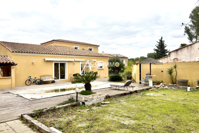 Maison &agrave; vendre &agrave; LA SEYNE-SUR-MER  - 8 pi&egrave;ces - 222 m&sup2; 